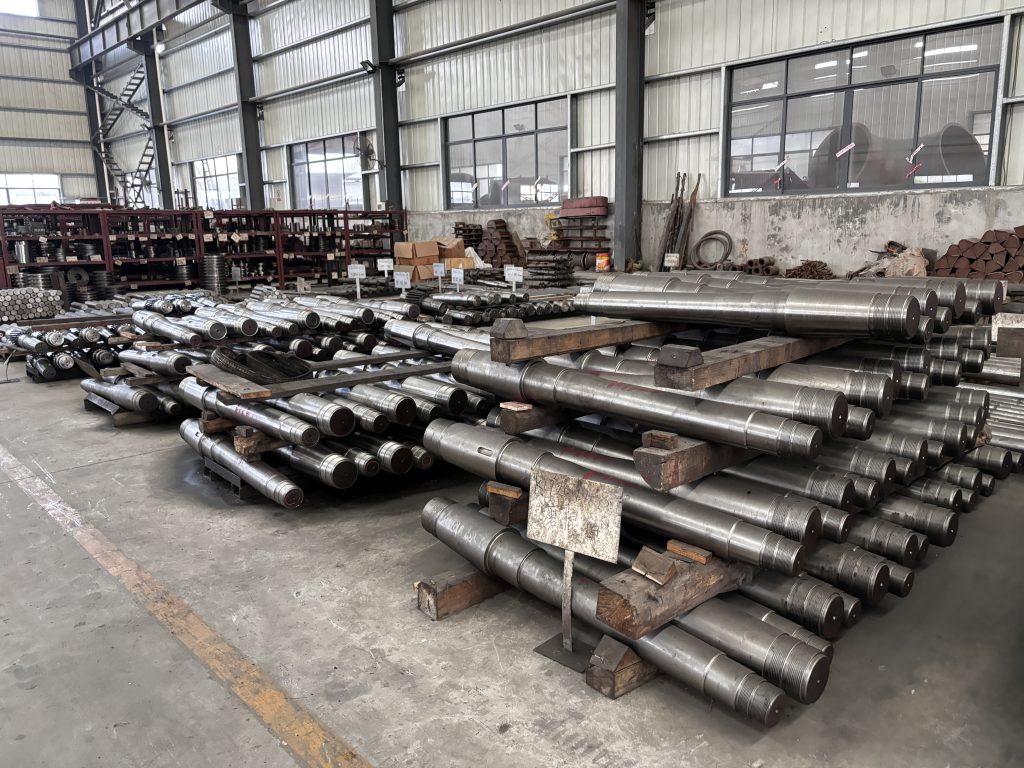 vertical center shaft for raymond mill 