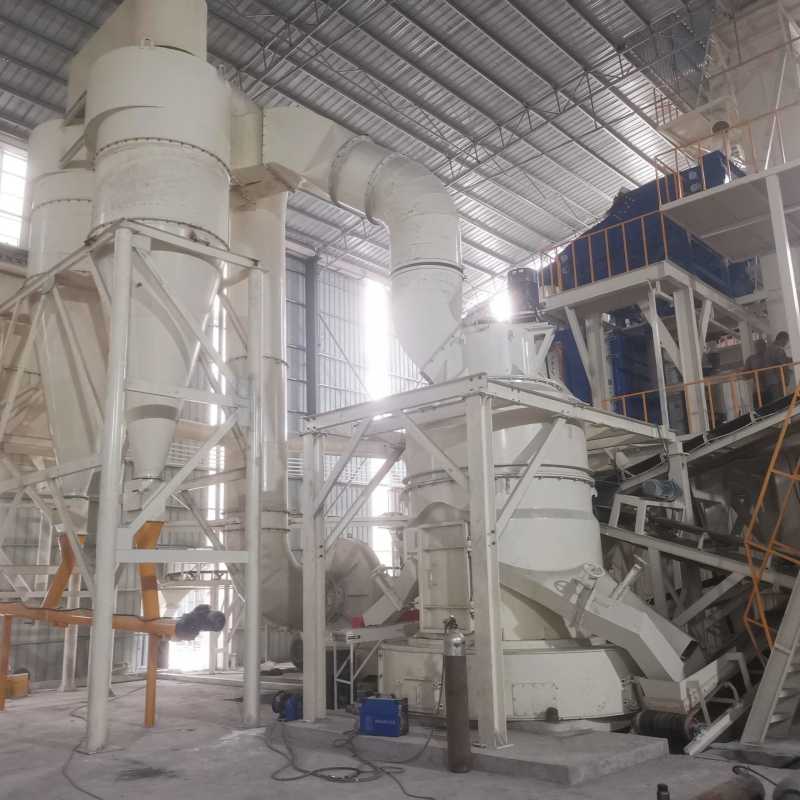 1773824600 制砂机2