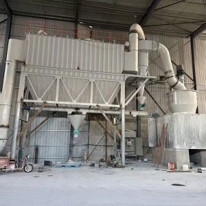 Low-temperature calcined magnesium oxide grinding machine
