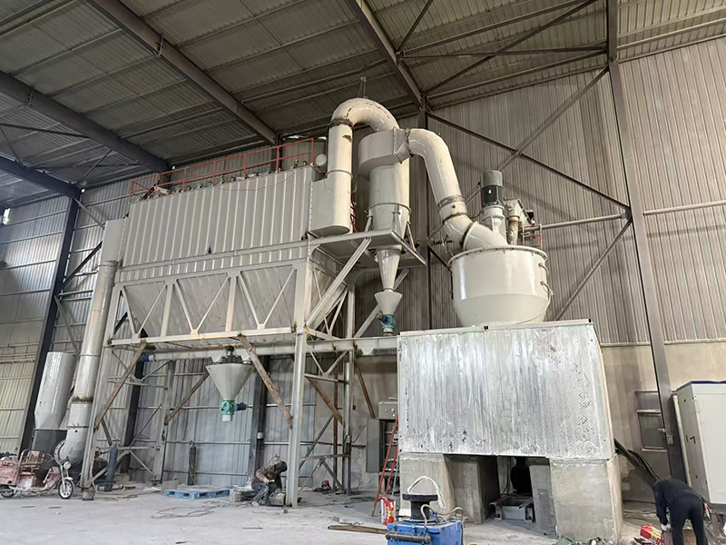 Low-temperature calcined magnesium oxide grinding machine