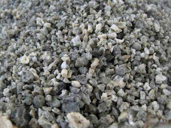Raymond Mill Workflow Complete Grinding Process from Raw Ore to Finished Powder